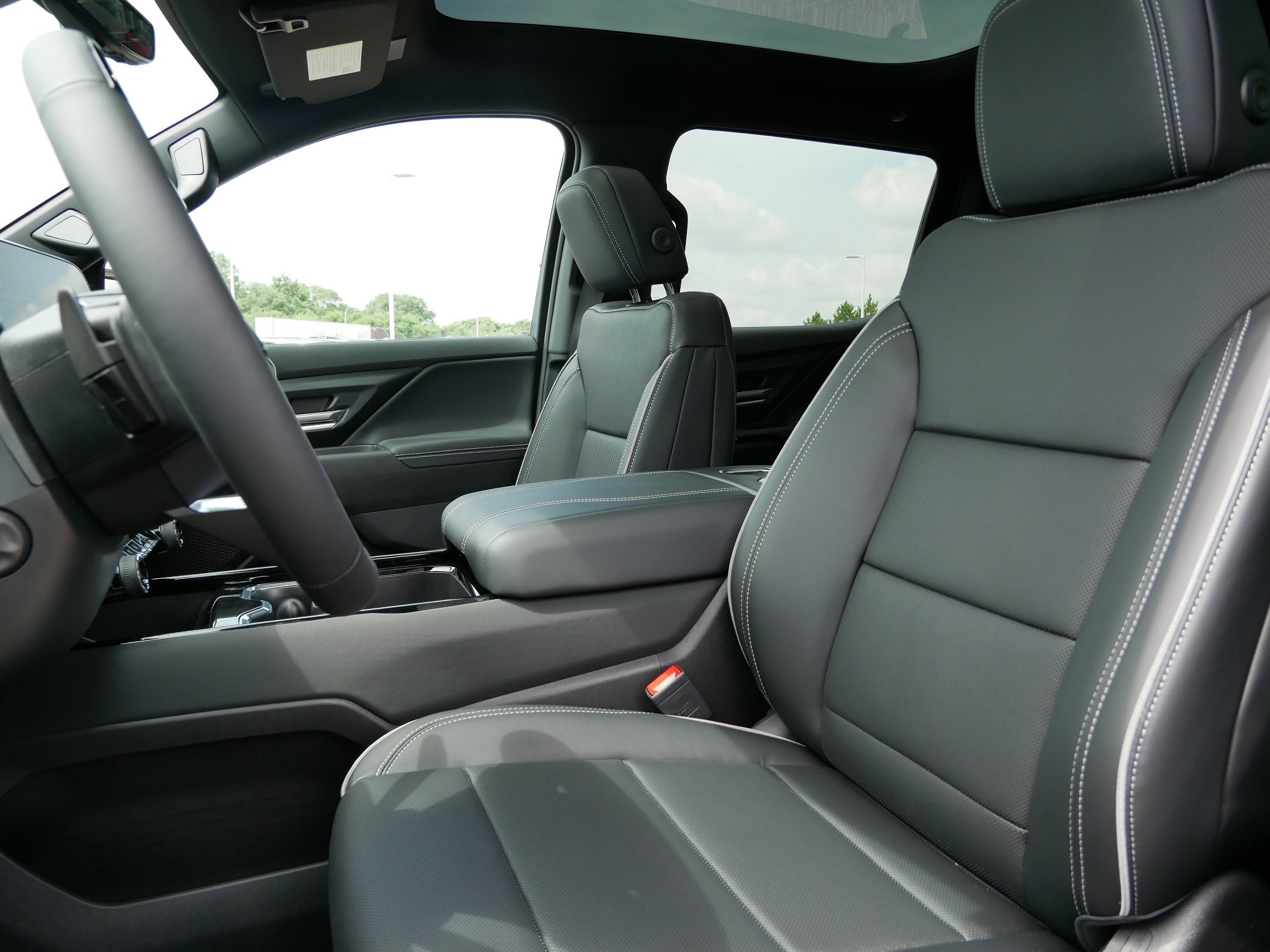 New 2026 Chevrolet Silverado EV LT image 3