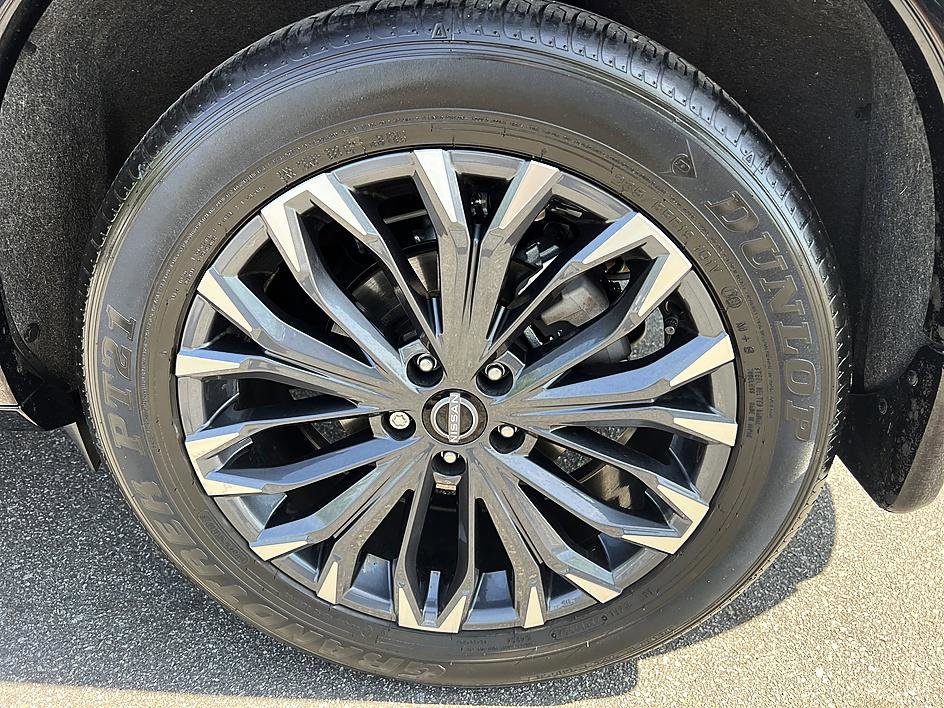 Certified 2024 Nissan Rogue Platinum w/ Platinum Premium Package image 10