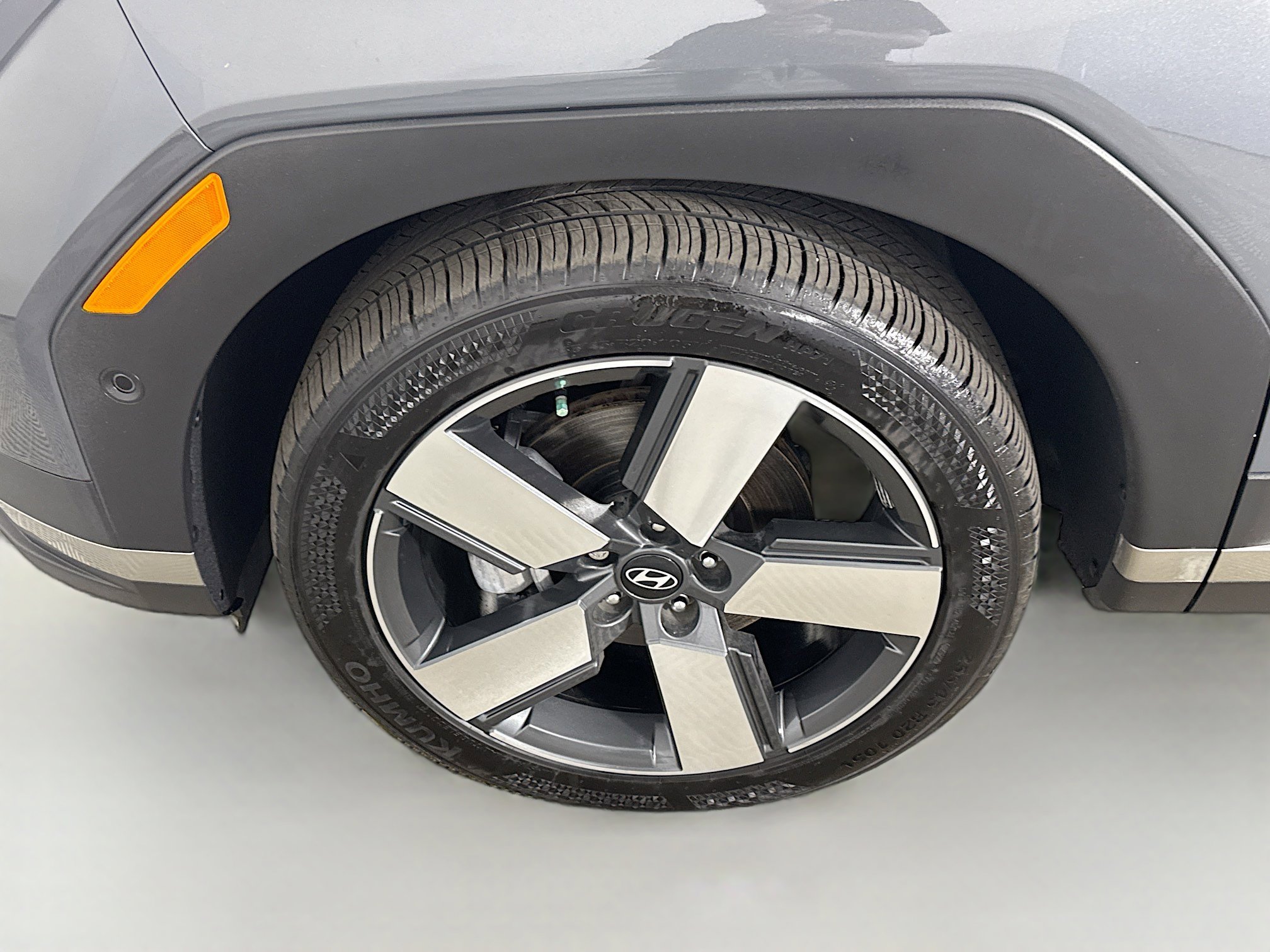 Used 2024 Hyundai Santa Fe Limited image 37