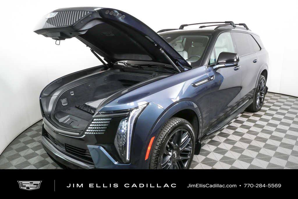 Certified 2026 Cadillac Escalade IQ Sport 1 w/ LPO, ONYX Package AWD/4WD image 31