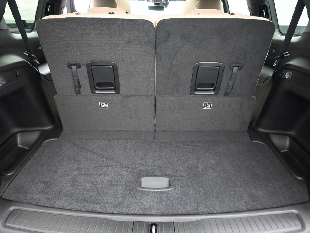 New 2025 Jeep Grand Cherokee L Limited w/ Luxury Tech Group II RWD image 24