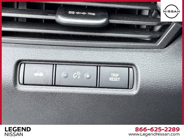 Used 2025 Nissan Altima 2.5 SV FWD image 20