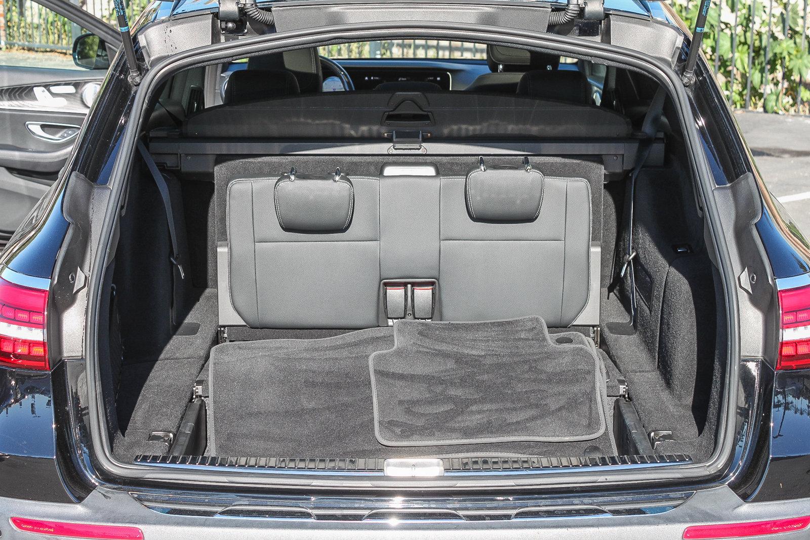 Used 2022 Mercedes-Benz E 450 4MATIC All-Terrain Wagon image 25