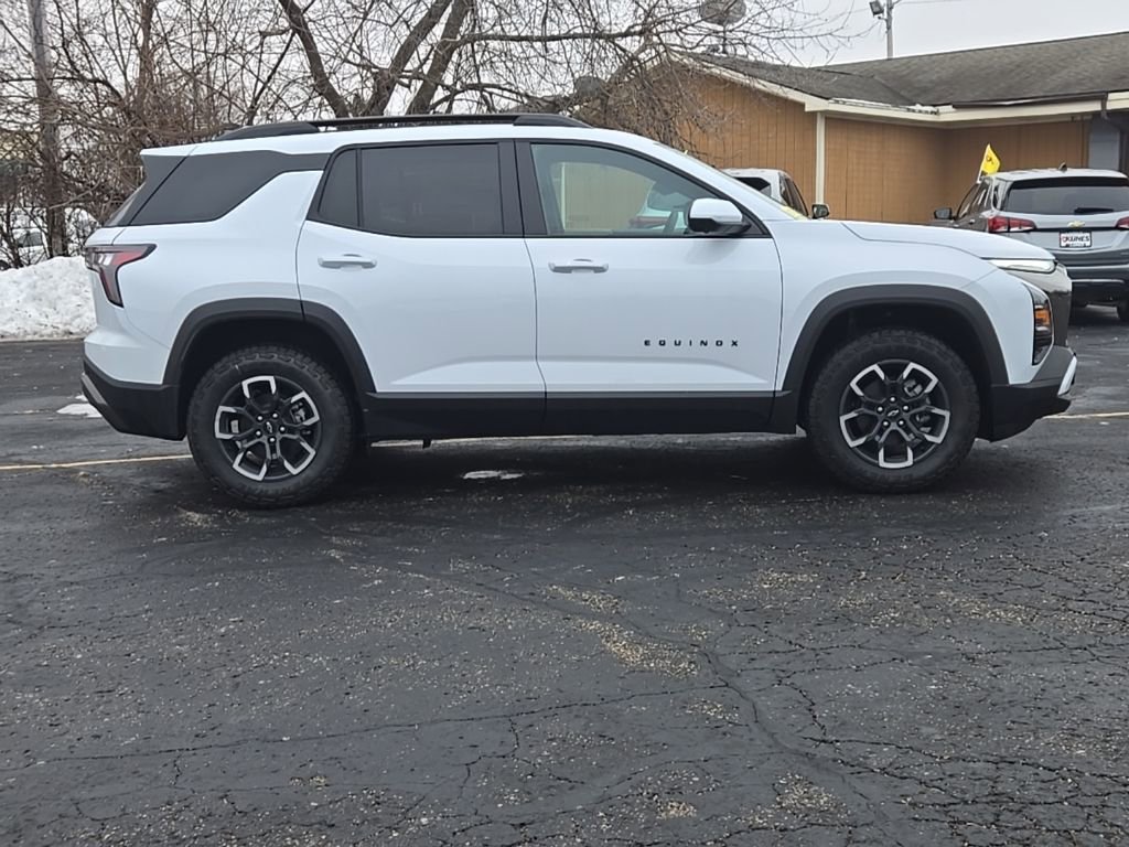 New 2026 Chevrolet Equinox ACTIV w/ Convenience Package III image 2