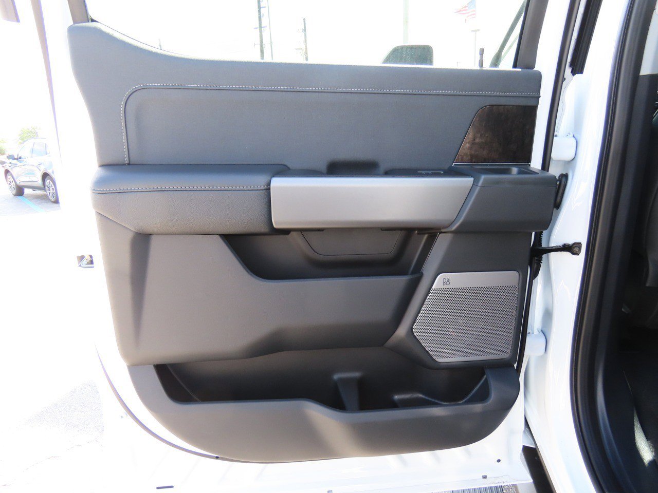 New 2026 Ford F250 Lariat w/ Black Appearance Package image 19