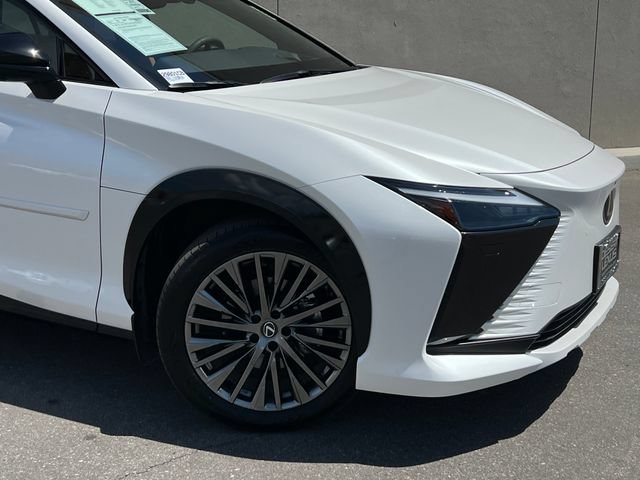 Used 2024 Lexus RZ 300e Premium w/ Accessory Package (Z1) FWD image 2