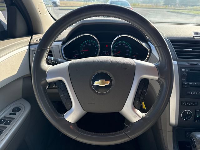 Used 2011 Chevrolet Traverse LT w/ White Premiere Package FWD image 22