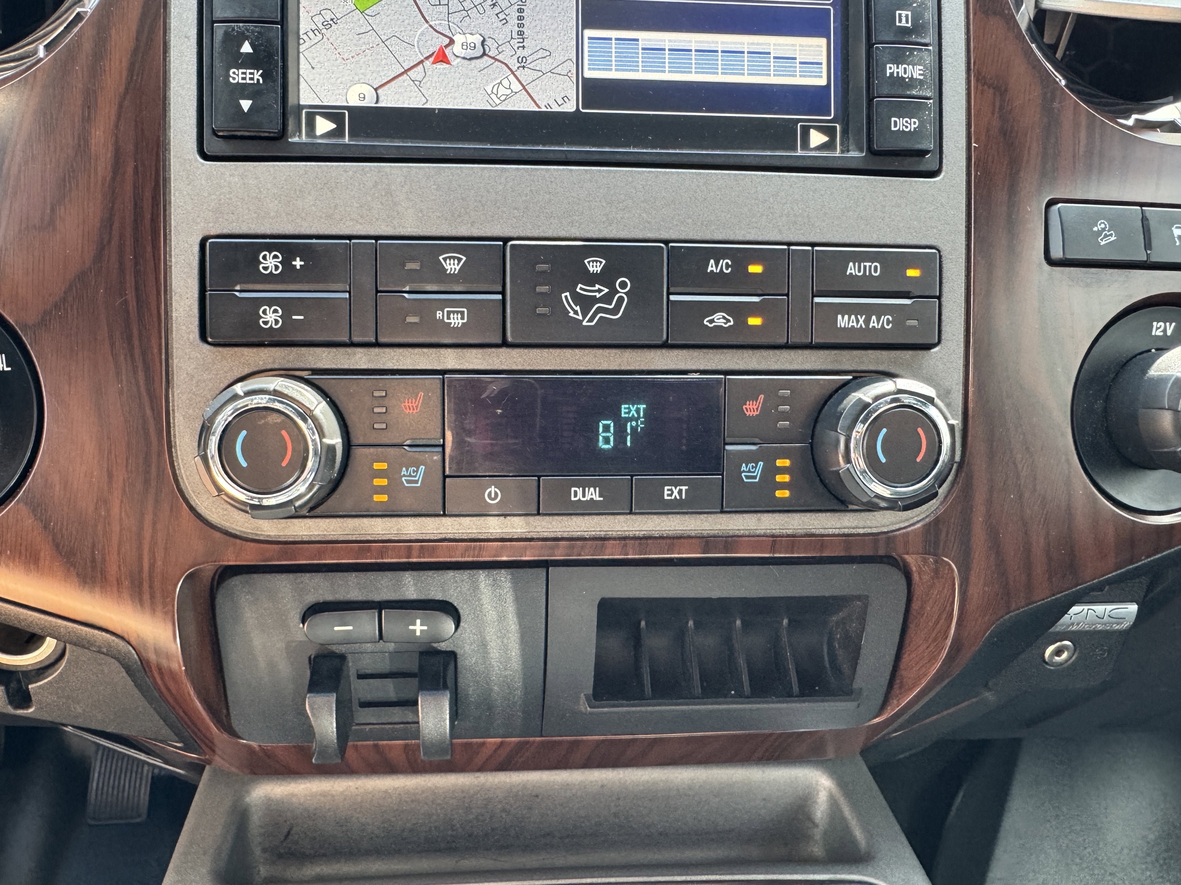 Used 2012 Ford F350 Lariat w/ Lariat Ultimate Pkg AWD/4WD image 18