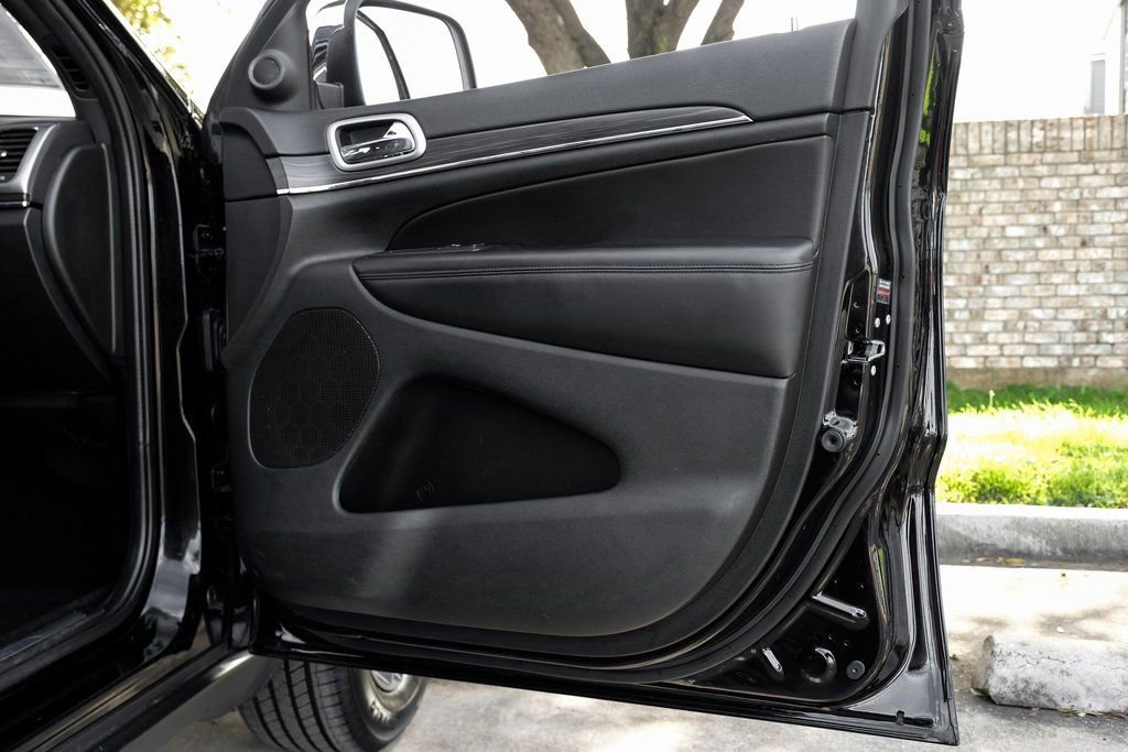 Used 2022 Jeep Grand Cherokee Limited w/ Tech Group image 56