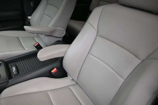 Used 2023 Honda Passport EX-L image 18