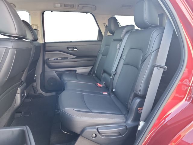 Used 2023 Nissan Pathfinder SL w/ Lighting Package (N92) image 20