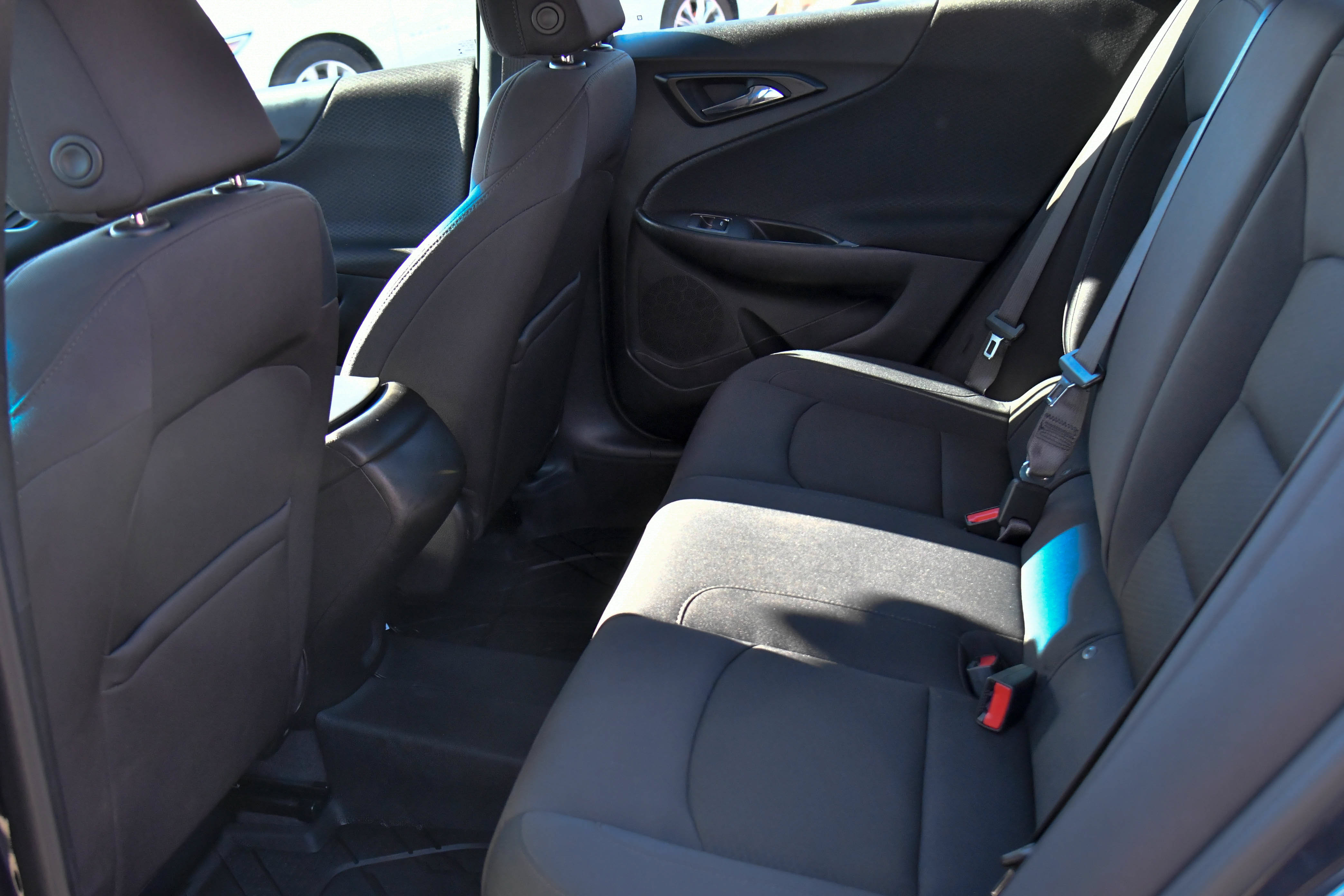 Used 2022 Chevrolet Malibu LS FWD image 31