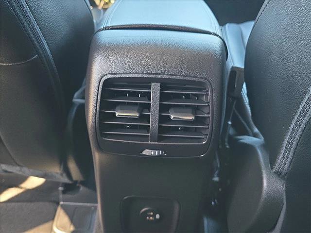 Used 2022 Ford Escape SEL w/ Technology Package image 19