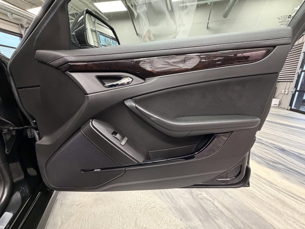 Used 2011 Cadillac CTS V image 40