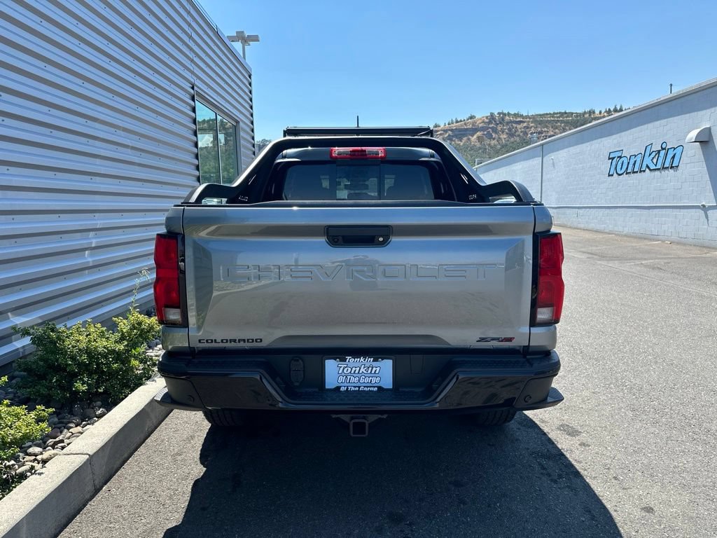 New 2026 Chevrolet Colorado Z71 w/ Midnight Edition AWD/4WD image 8