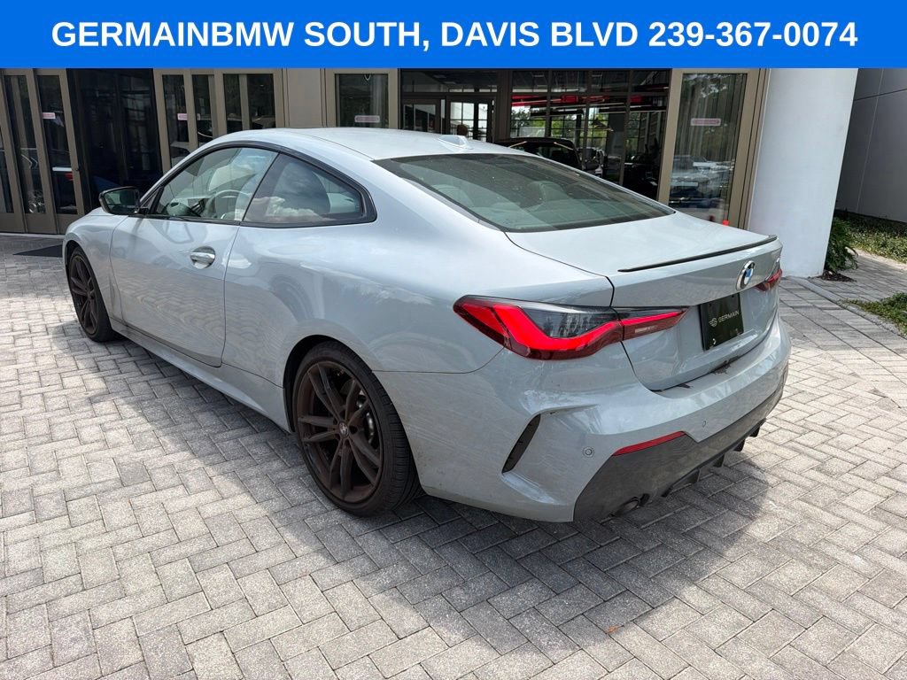 Used 2024 BMW 430i Coupe w/ M Sport Package RWD image 10