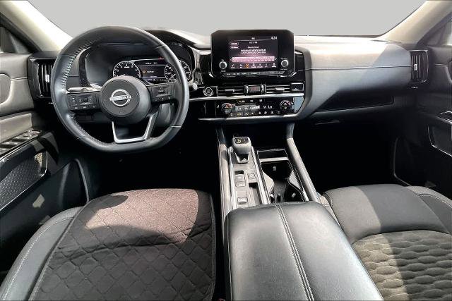 Certified 2022 Nissan Pathfinder SV FWD image 15
