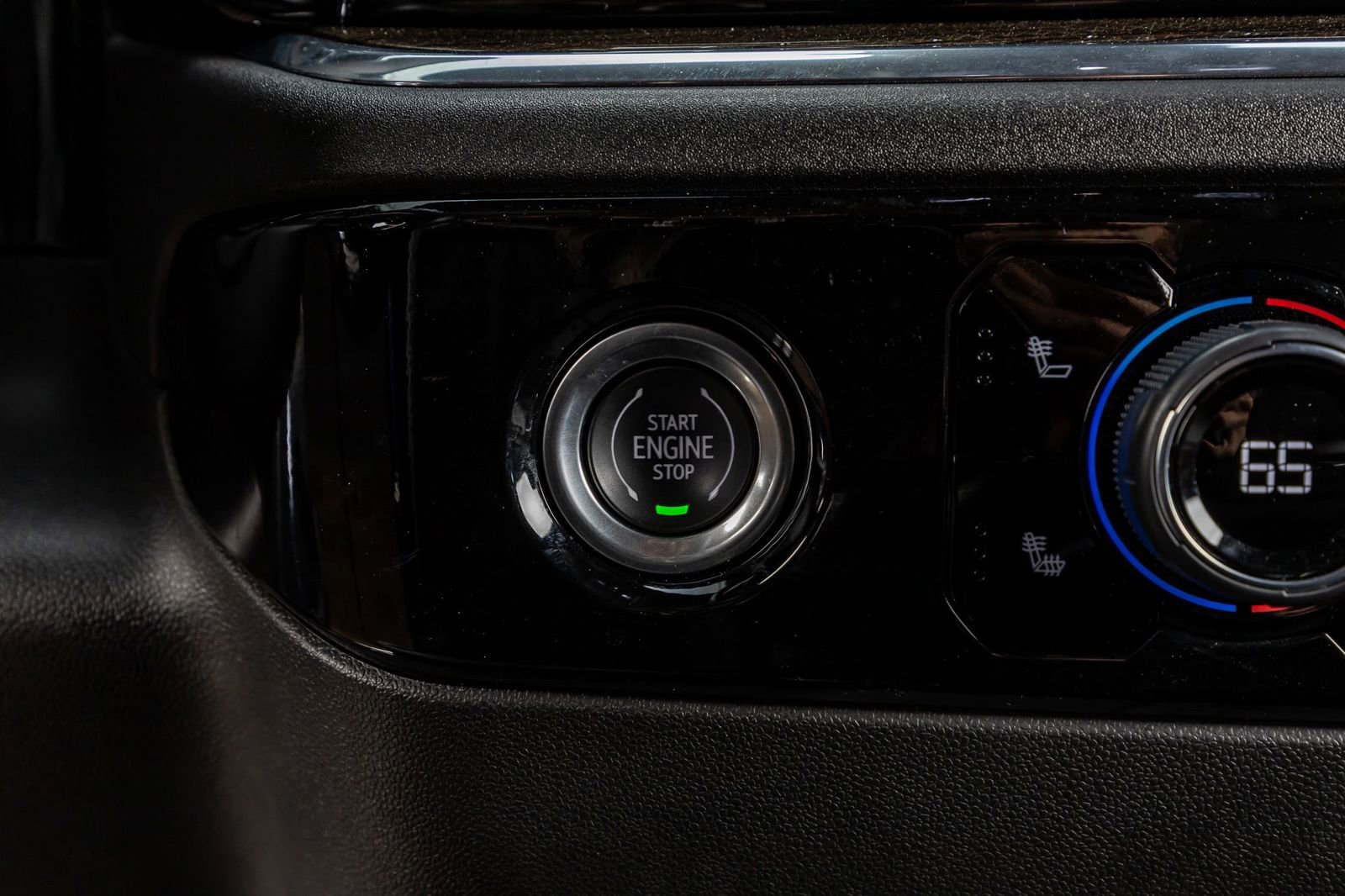 Used 2023 Chevrolet Silverado 1500 RST image 23