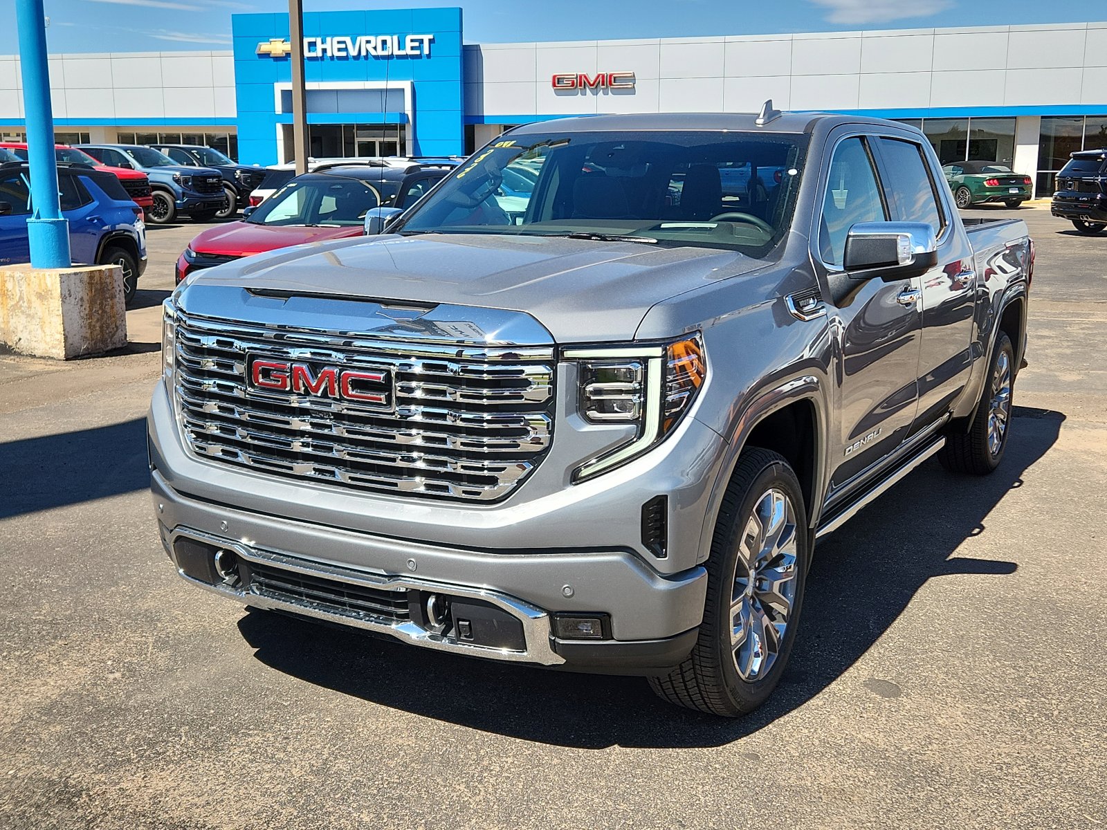 New 2026 GMC Sierra 1500 Denali w/ Denali Reserve Package