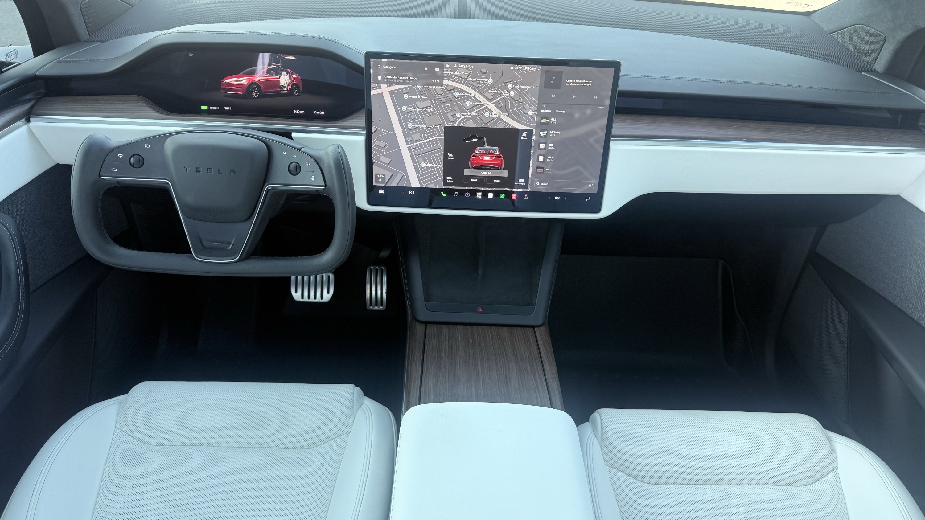 Used 2022 Tesla Model X AWD/4WD image 3