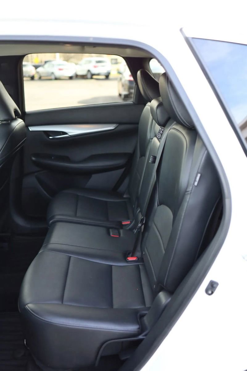 Used 2021 INFINITI QX50 Luxe AWD/4WD image 33