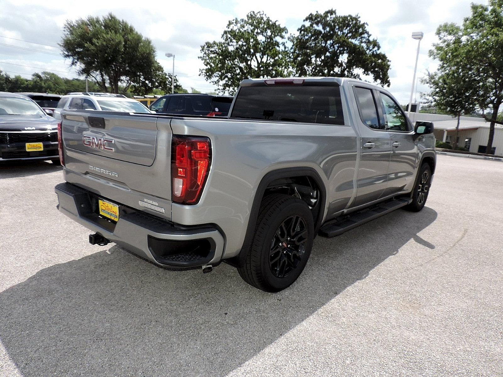 Certified 2023 GMC Sierra 1500 Elevation RWD image 5