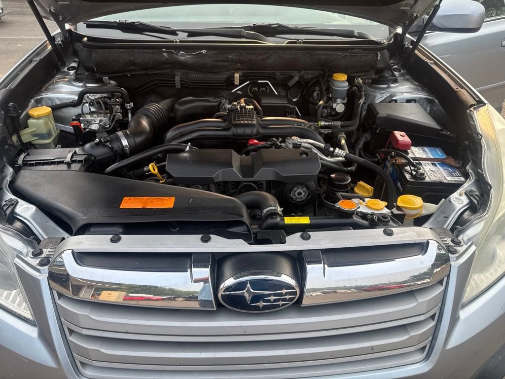 Used 2014 Subaru Outback 2.5i Limited AWD/4WD image 39
