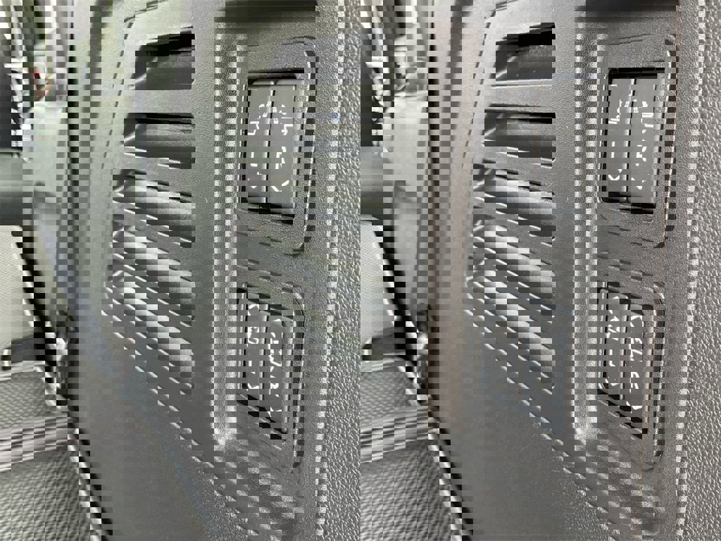 New 2026 Chevrolet Traverse RS w/ LPO, Floor Liner Package image 32