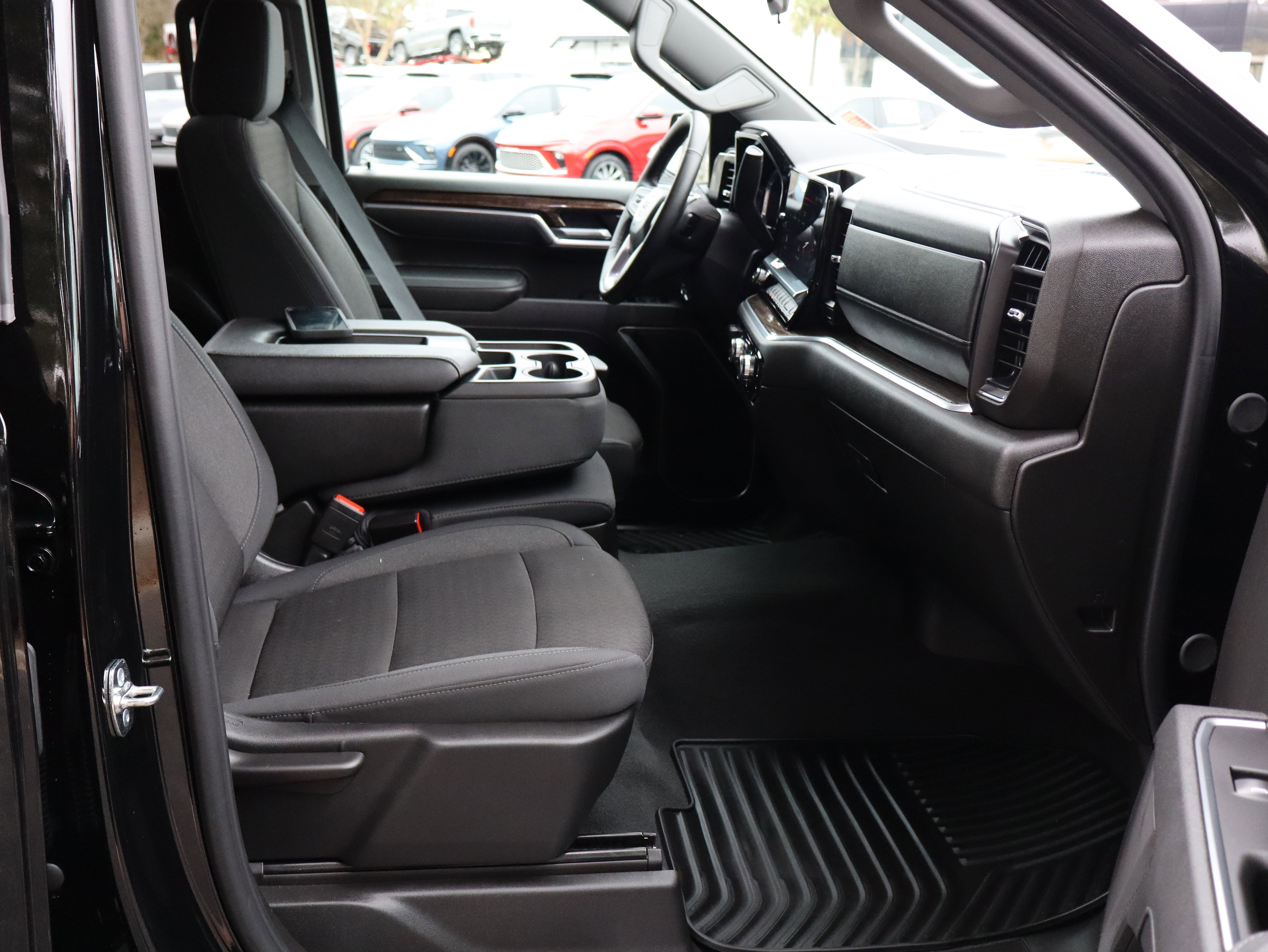 Used 2026 GMC Sierra 1500 Elevation image 25