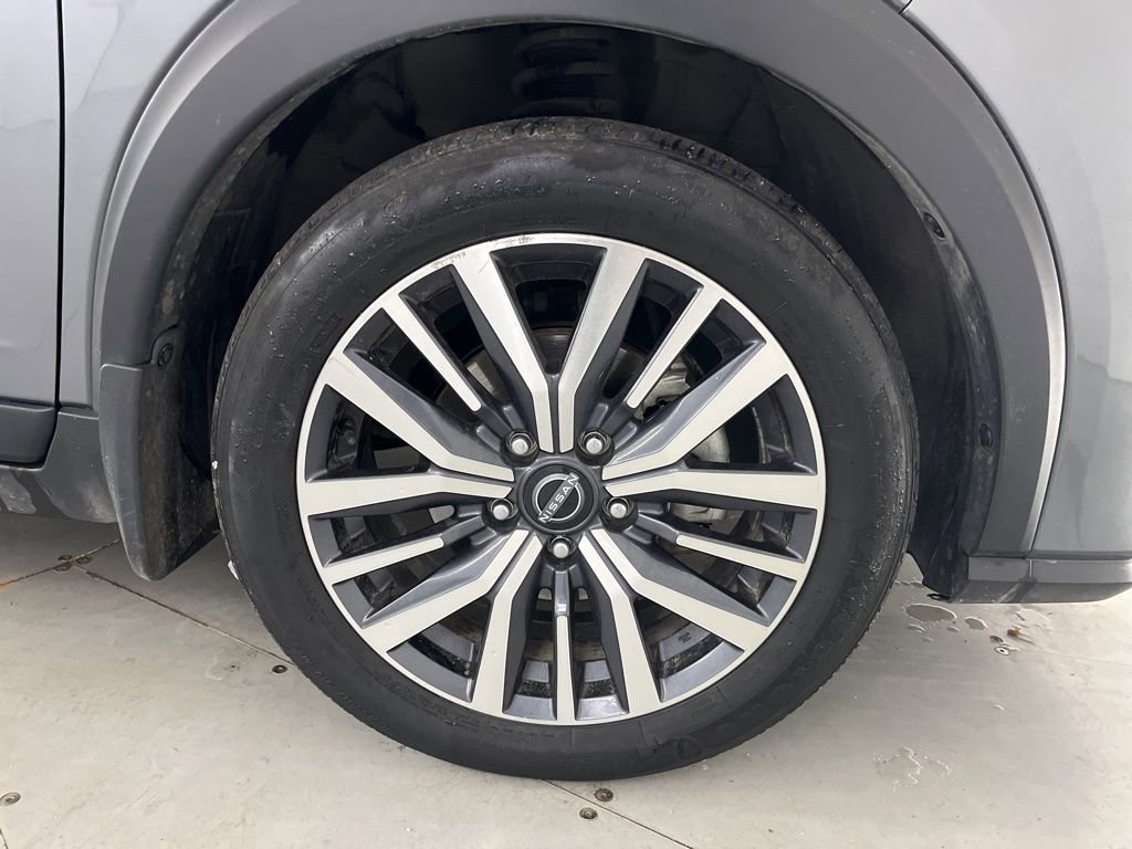 Used 2024 Nissan Kicks SV image 17