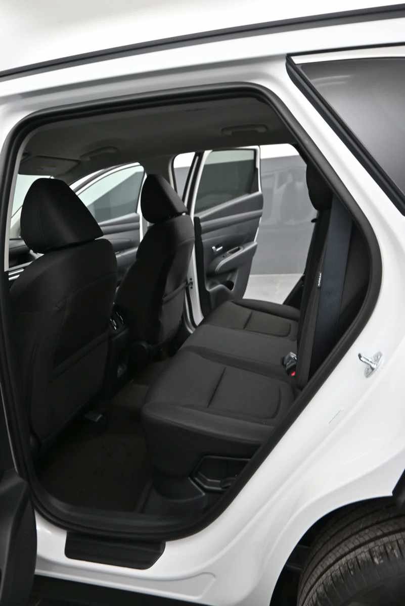 New 2026 Hyundai Tucson SEL w/ Tow & Go Package AWD/4WD image 16