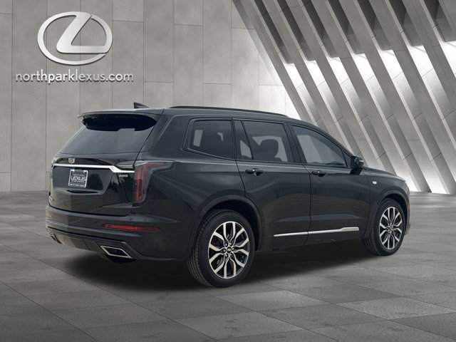 Used 2023 Cadillac XT6 Sport image 6