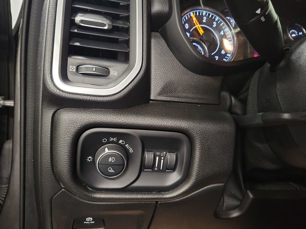 Used 2019 RAM 1500 Big Horn image 21