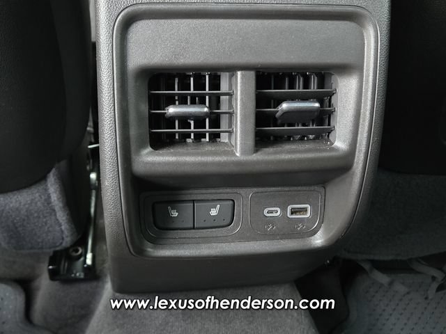 Used 2024 Cadillac XT4 Luxury w/ Cold Weather Package FWD image 13