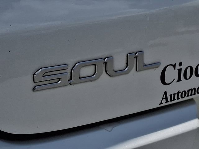 Used 2023 Kia Soul LX w/ LX Technology Package FWD image 29