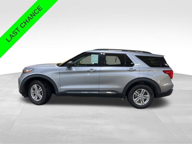 Used 2021 Ford Explorer XLT w/ Equipment Group 202A image 3