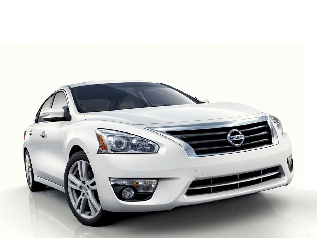 Used 2013 Nissan Altima 2.5 SL w/ 2.5 Moonroof Pkg