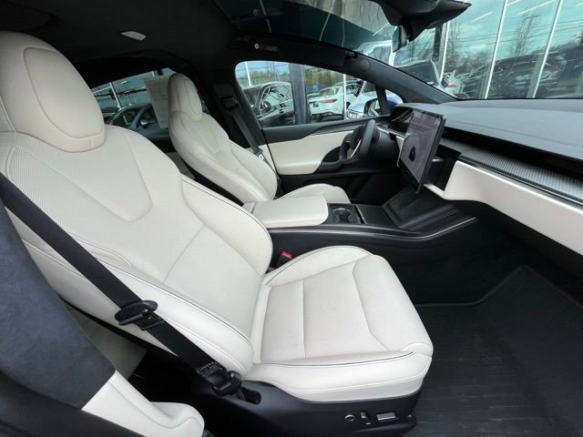 Used 2022 Tesla Model X Plaid AWD/4WD image 11