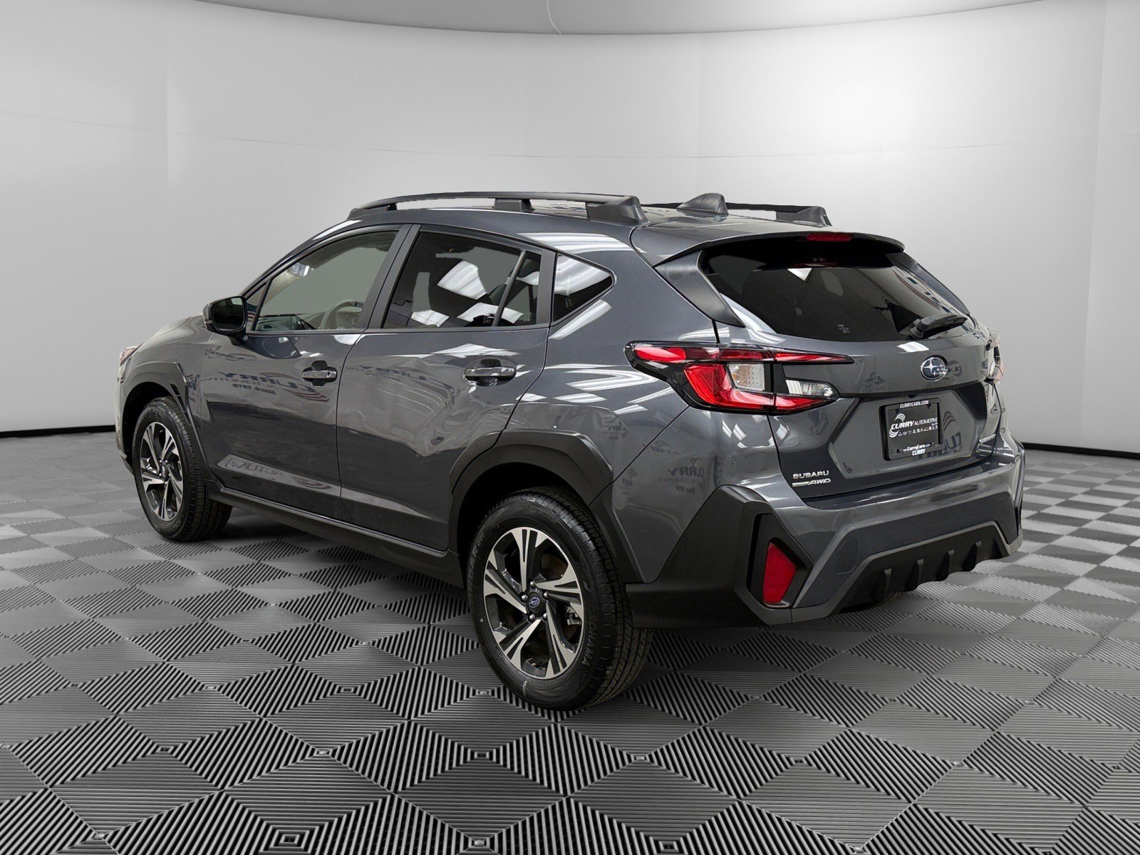 Used 2025 Subaru Crosstrek 2.0i Premium image 3