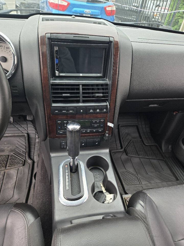 Used 2006 Ford Explorer Limited AWD/4WD image 9