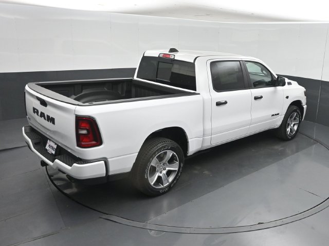 New 2027 RAM 1500 Express RWD image 41