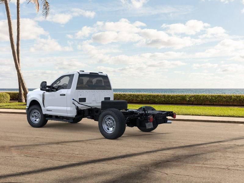 New 2025 Ford F350 XL w/ XL Chrome Package image 4