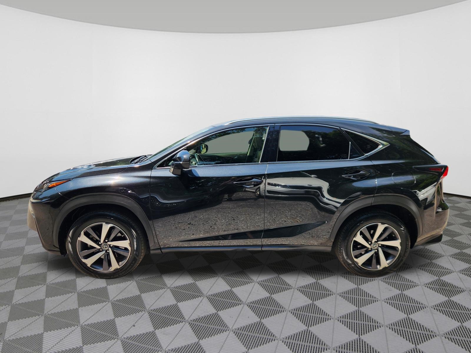 Used 2020 Lexus NX 300 AWD w/ Premium Package image 5
