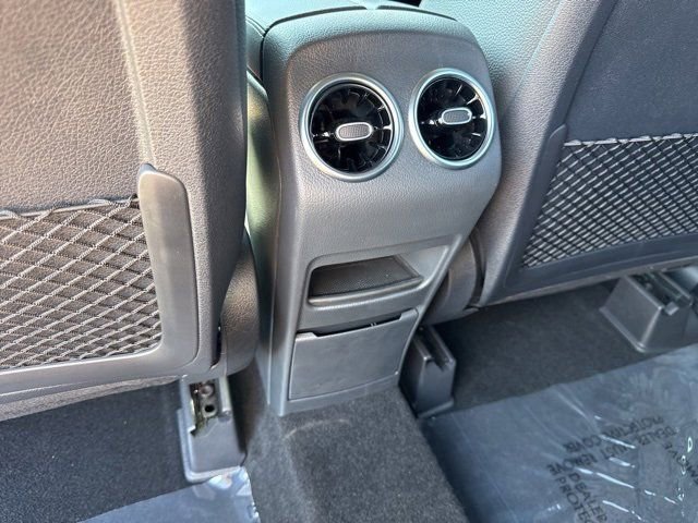 New 2025 Mercedes-Benz GLB 250 image 12