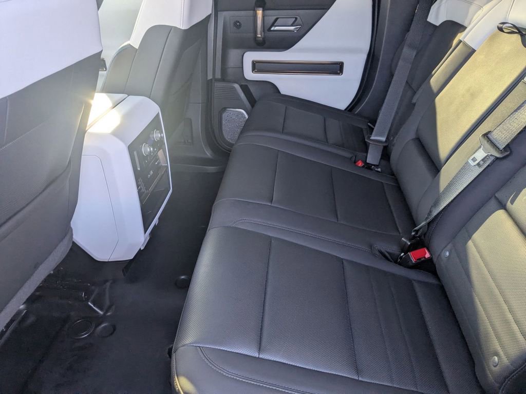 Used 2024 GMC Hummer EV 3X w/ Extreme Off-Road Package image 32