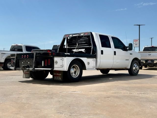 Used 2001 Ford F350 Lariat RWD image 2