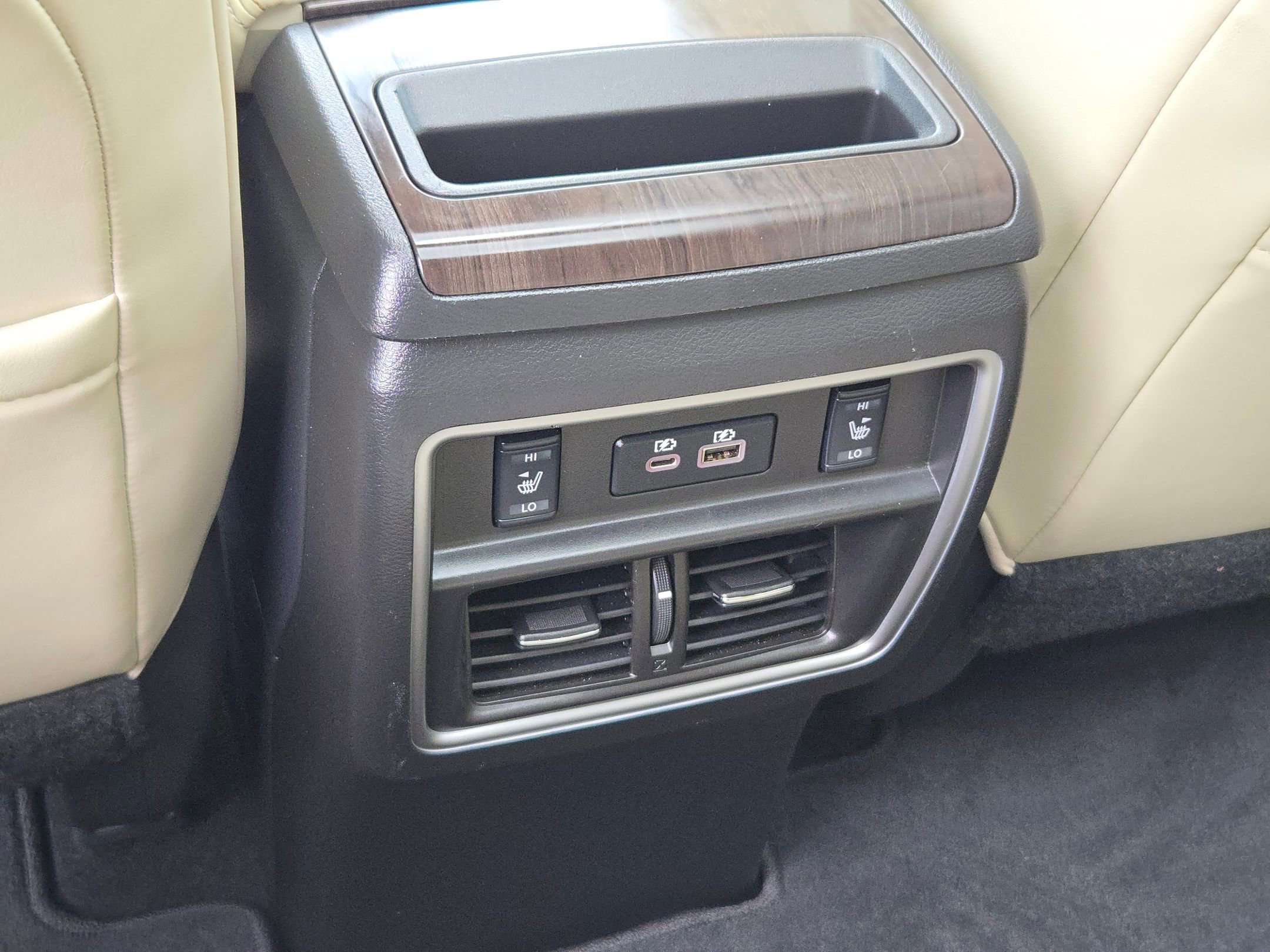 Used 2022 Nissan Murano Platinum w/ Cargo Package FWD image 24
