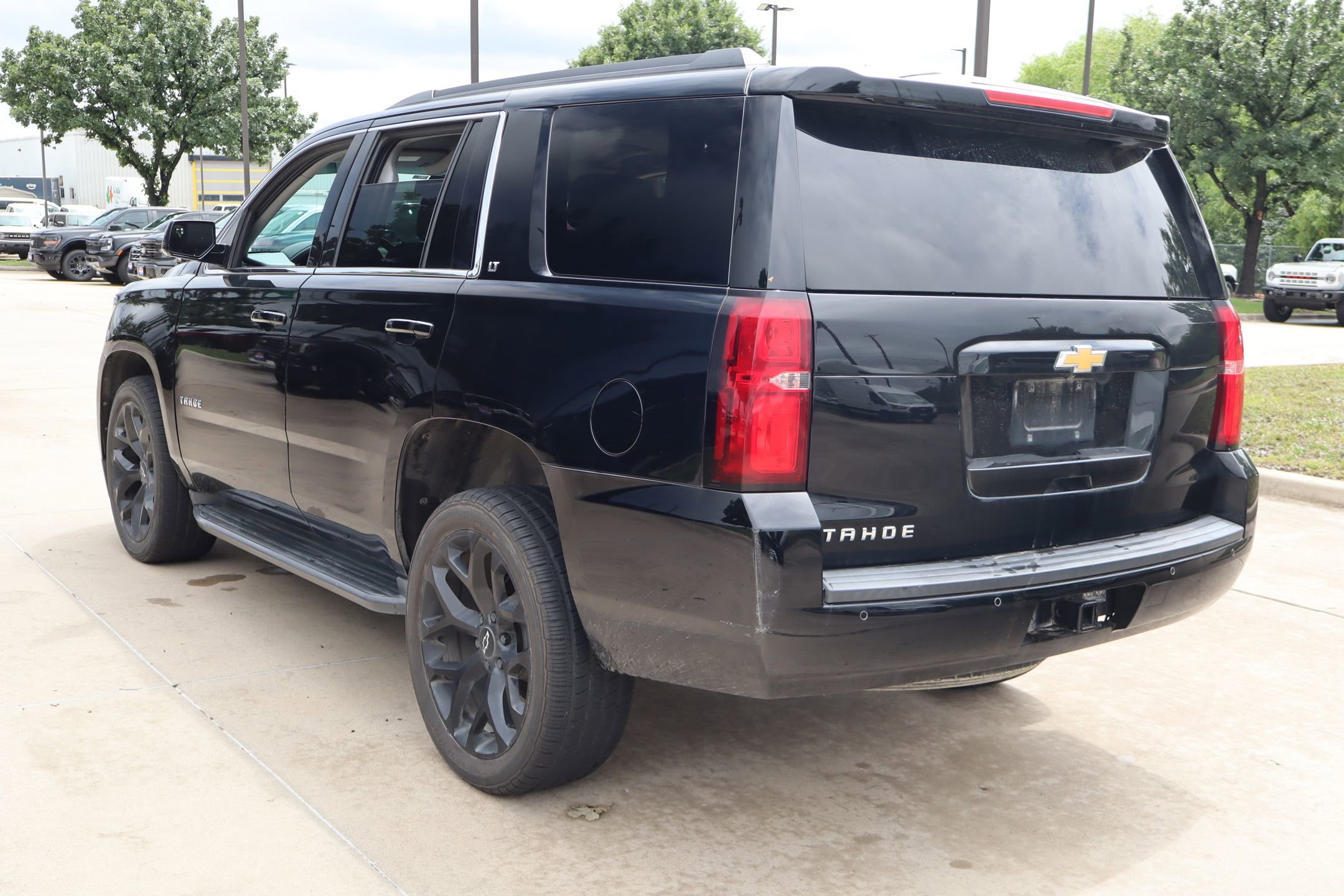 Used 2018 Chevrolet Tahoe LT RWD image 6