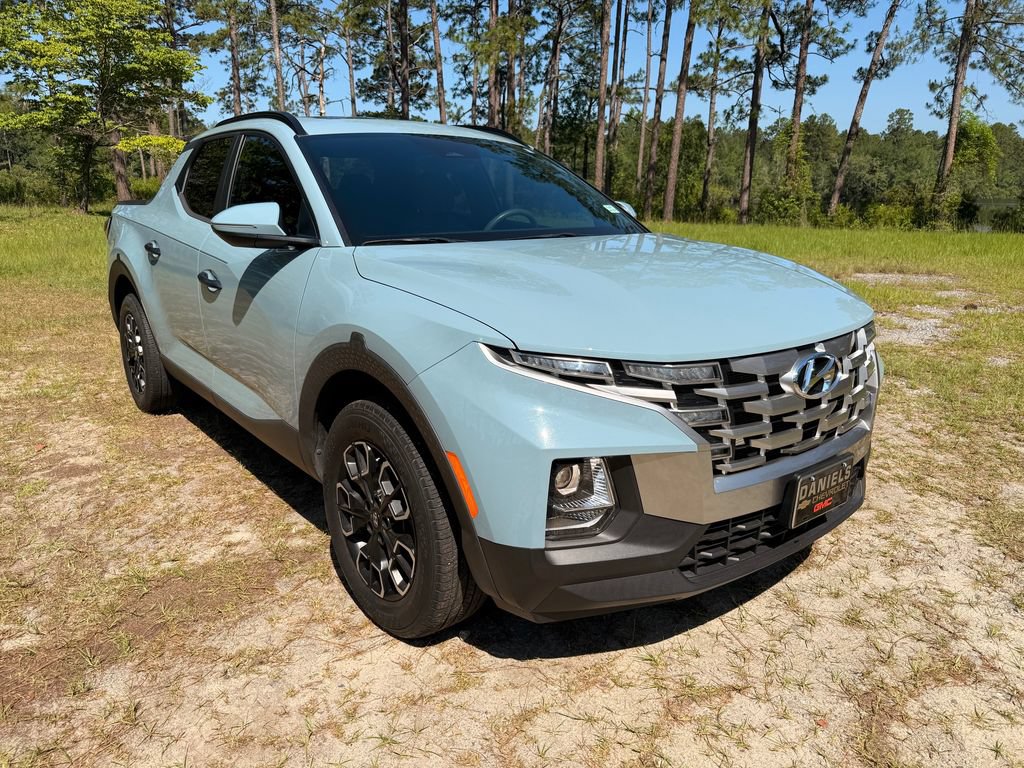 Used 2022 Hyundai Santa Cruz SEL w/ Activity Package FWD image 6