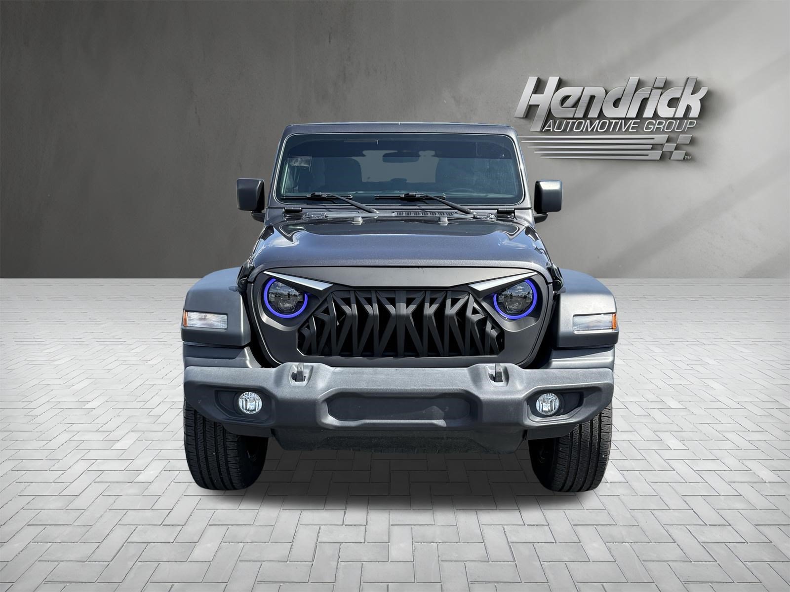 Used 2024 Jeep Wrangler Sport AWD/4WD image 3